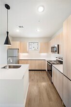 17000 Bissonnet St in Richmond, TX - Building Photo - Building Photo