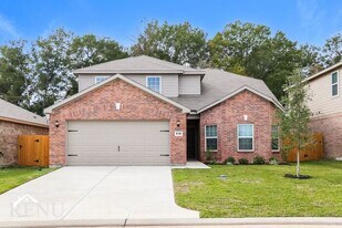 10410 Sweetwater Creek Dr in Cleveland, TX - Building Photo