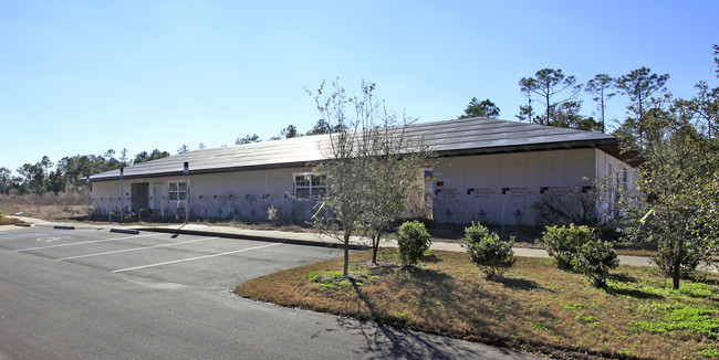 1800 Balkin Rd in Tallahassee, FL - Foto de edificio - Building Photo