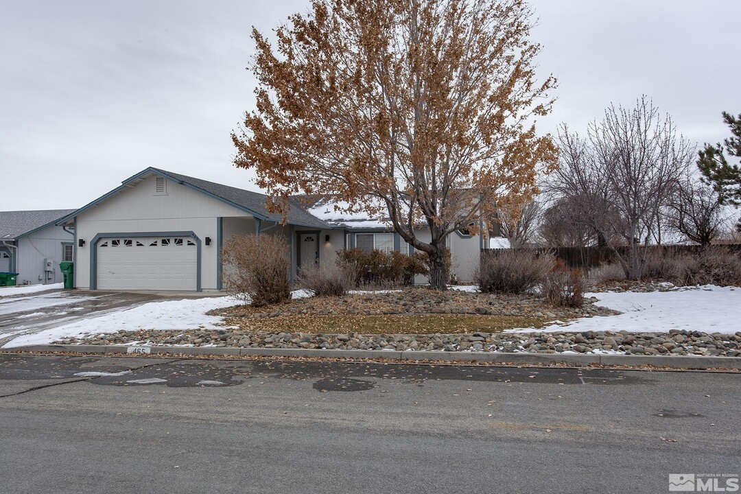 465 Nicole Dr in Sparks, NV - Building Photo