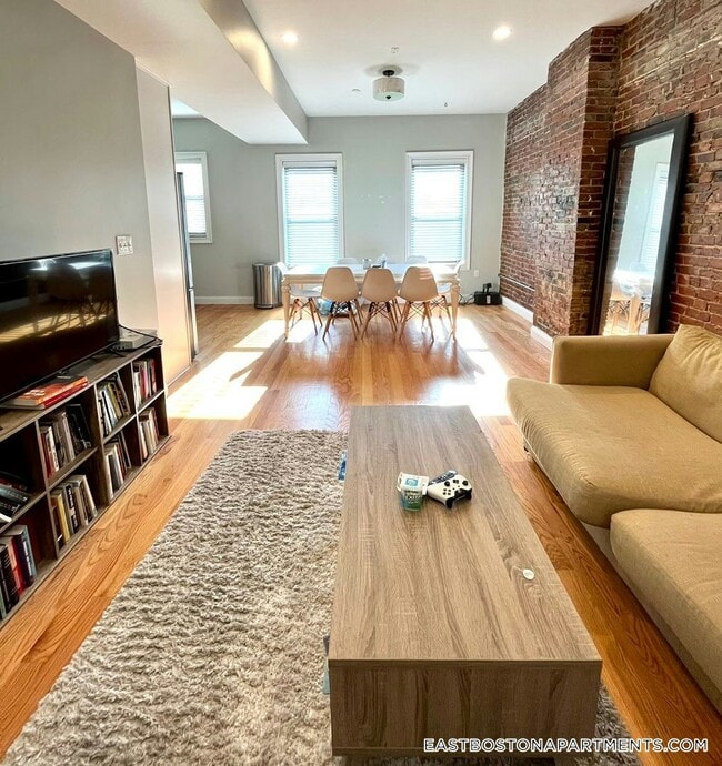 151-153 Meridian St.