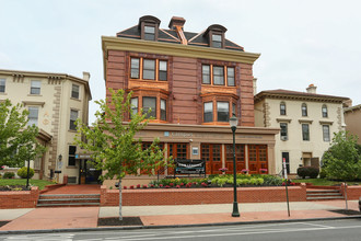 Campus Apartments in Philadelphia, PA - Building Photo - Building Photo