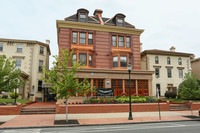 Campus Apartments in Philadelphia, PA - Foto de edificio - Building Photo