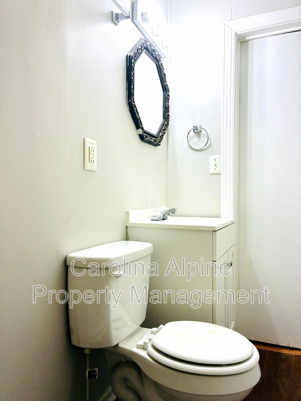 405 S Oak St in Gastonia, NC - Building Photo - Building Photo