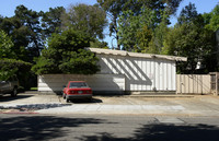 1281 Mills St in Menlo Park, CA - Building Photo - Building Photo