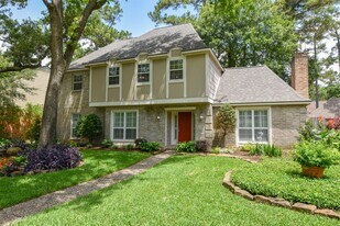 11914 Normont Dr in Houston, TX - Building Photo