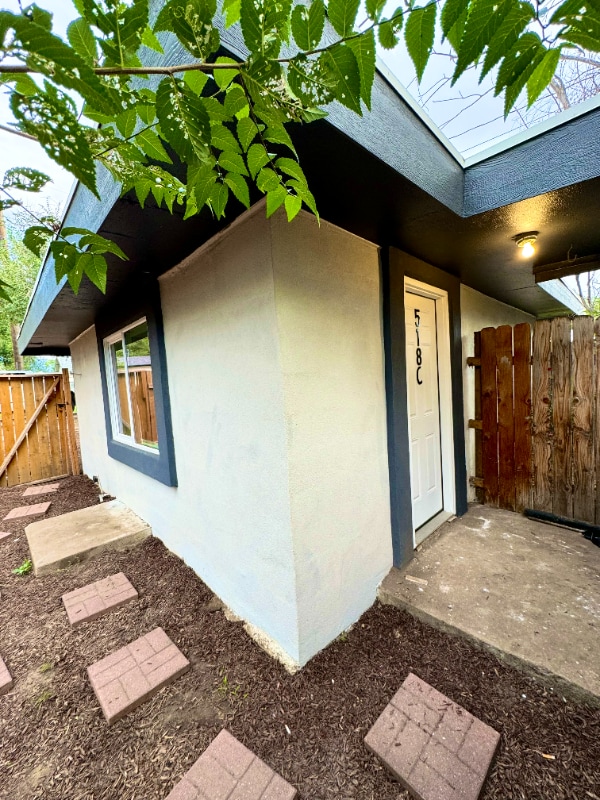property at 518 Iowa Ave