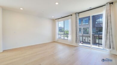 2326 Venture Dr in Schaumburg, IL - Building Photo - Building Photo