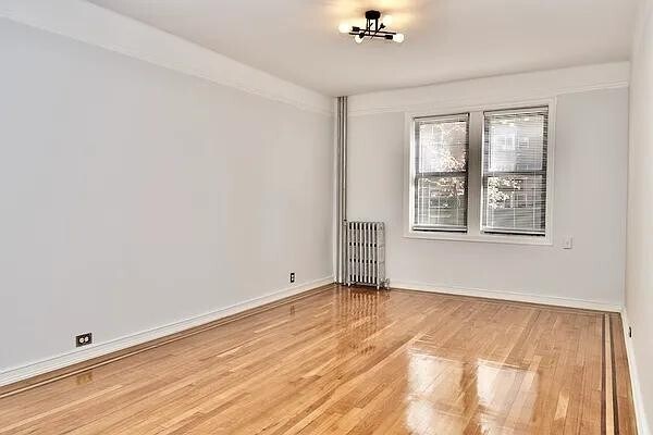 504 Grand St in New York, NY - Foto de edificio - Building Photo