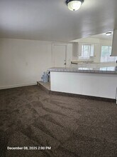 560 S G St in Tulare, CA - Building Photo - Building Photo