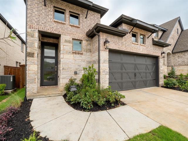 9316 Paintbrush Dr in Little Elm, TX - Foto de edificio