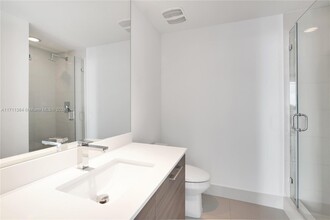 1300 S Miami Ave, Unit 2609 in Miami, FL - Building Photo - Building Photo