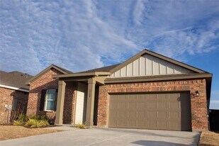 1340 Fleckman Dr in Haslet, TX - Building Photo