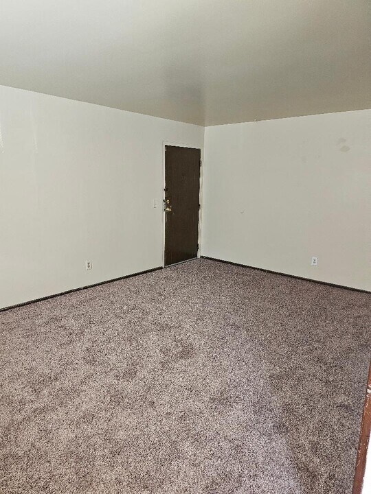 3449 McHenry Ave, Unit 18 in Cincinnati, OH - Building Photo