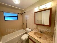 4717 Phoenix Ave photo'