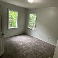 525 W 77th St in Shreveport, LA - Building Photo - Building Photo