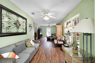 4200 SW 72nd Way in Davie, FL - Building Photo - Building Photo
