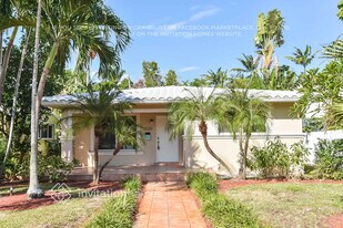 1511 Harrison St in Hollywood, FL - Building Photo