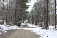 Roundstone Mobile Home Park in Mount Vernon, ME - Building Photo - Building Photo