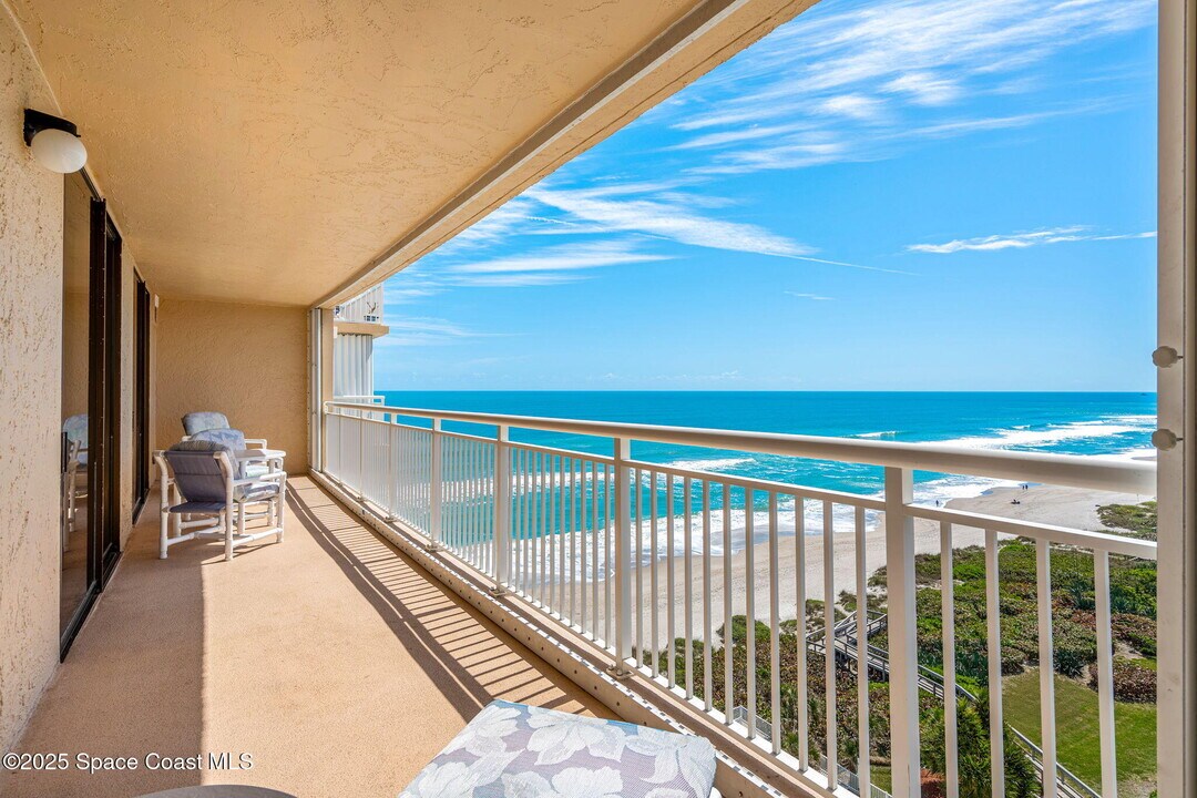 877 N Hwy A1A in Indialantic, FL - Building Photo