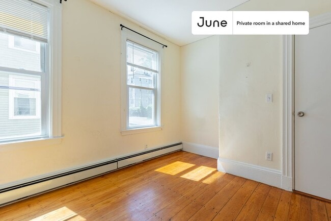 Room in Shared 4 bed/1.5 bath home in Boston, MA - Building Photo - Building Photo