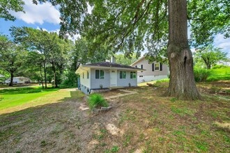 706 S 15th St in Belleville, IL - Building Photo - Building Photo