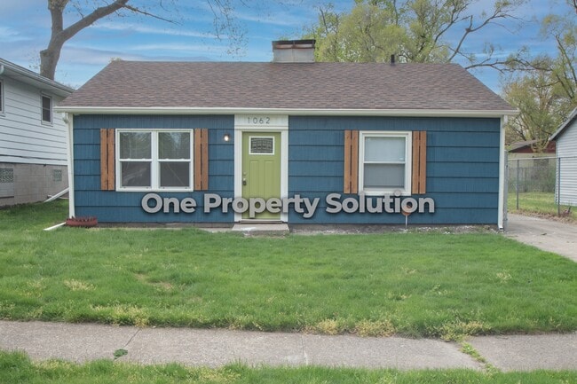 property at 1062 Hovey St