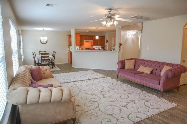 1110 Crestmont Pl Loop in Missouri City, TX - Building Photo - Building Photo