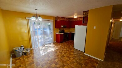 709 Terrace Ct in Jacksonville, NC - Building Photo - Building Photo