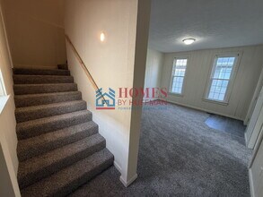 727 Jackson Ave in Evansville, IN - Building Photo - Building Photo