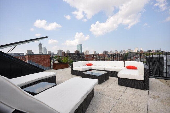 660 Massachusetts Ave in Boston, MA - Building Photo - Building Photo