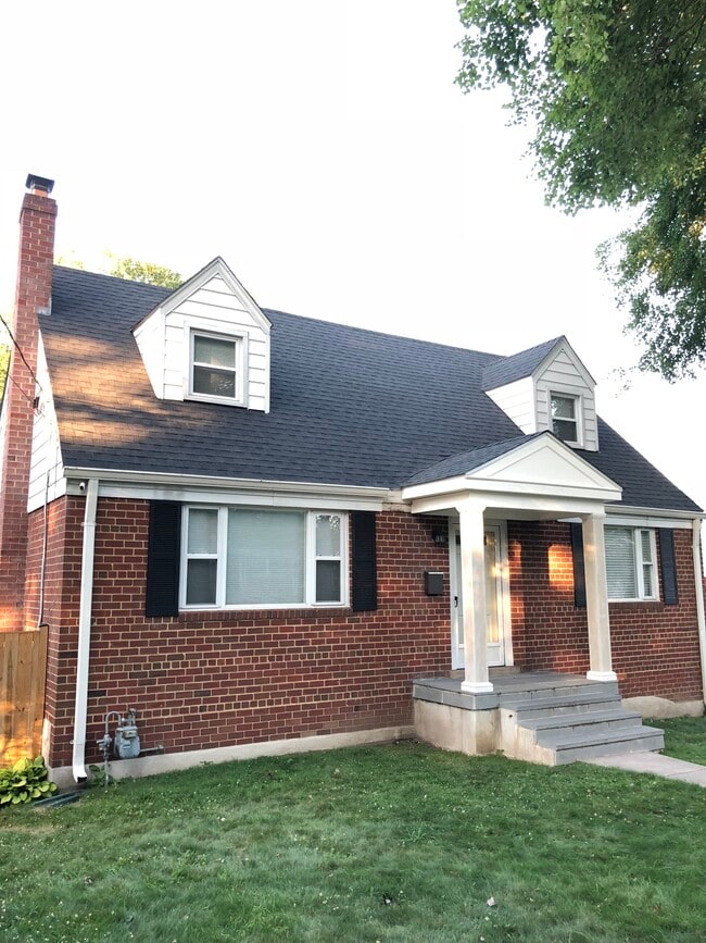 3705 Kayson St, Unit Basement