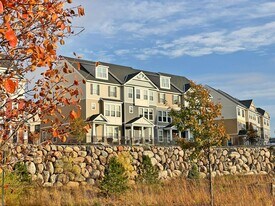 5166 Hampton St NE in Prior Lake, MN - Building Photo