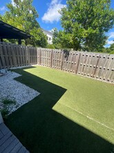 8154 NW 114th Pl in Doral, FL - Building Photo - Building Photo