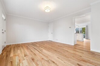 45 Hillside Ave in Branford, CT - Building Photo - Building Photo