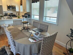 925-927-927 Massachusetts Ave in Arlington, MA - Building Photo - Building Photo