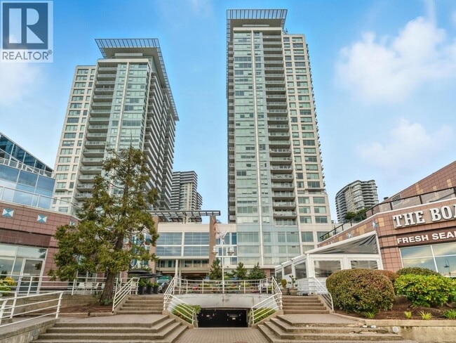 property at 908 Quayside Dr