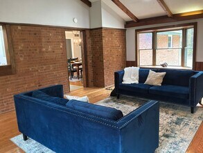 308 Oakwood Dr in Lexington, NC - Building Photo - Building Photo