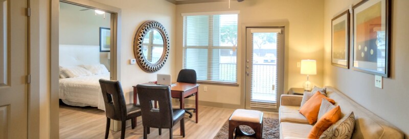 6520 Jamail Dr in Houston, TX - Building Photo