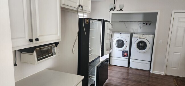 14009 Ballyshannon Ln in Charlotte, NC - Building Photo - Building Photo