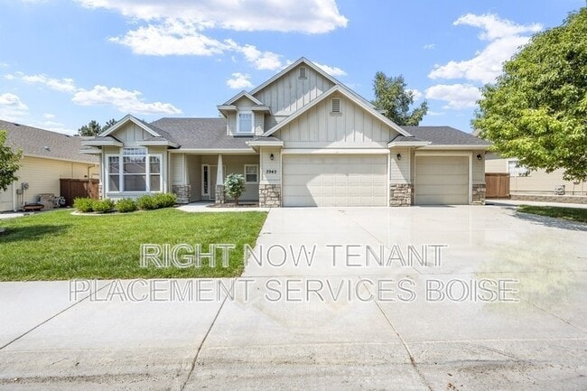property at 3945 N Waterloo Way