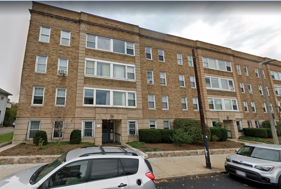 238 S Huntington Ave, Unit 3 in Boston, MA - Building Photo