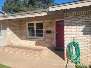 3204 W Dengar Ave in Midland, TX - Building Photo - Building Photo