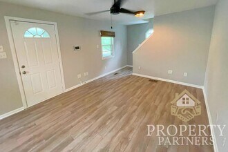 4929 Kingsley Dr in Indianapolis, IN - Building Photo - Building Photo