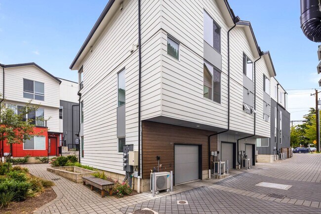 7132 Beacon Ave S in Seattle, WA - Building Photo - Building Photo