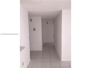14820 Naranja Lakes Blvd in Homestead, FL - Building Photo - Building Photo