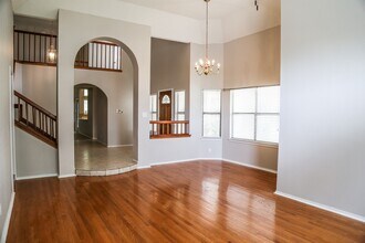 8355 Slippery Rock in San Antonio, TX - Building Photo - Building Photo