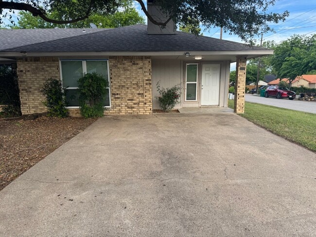 property at 700 Long Ct