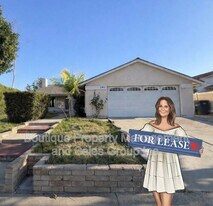 23892 Danby Dr in Lake Forest, CA - Building Photo