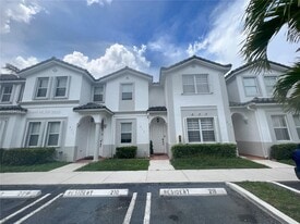5440 NW 107th Ave, Unit 212 in Doral, FL - Building Photo